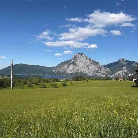 Am Traunsee Mit Panorama Seeblick 1 * Traunkirchen